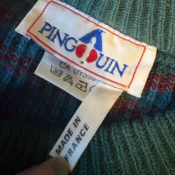 Colorful Geometric Pattern Sweater - Picture 4 of 5